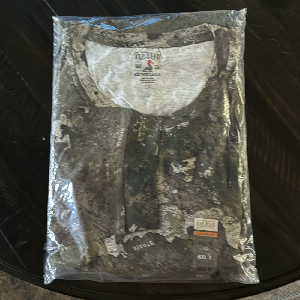Big and Tall 6XLT camouflage long-sleeve shirt brand new